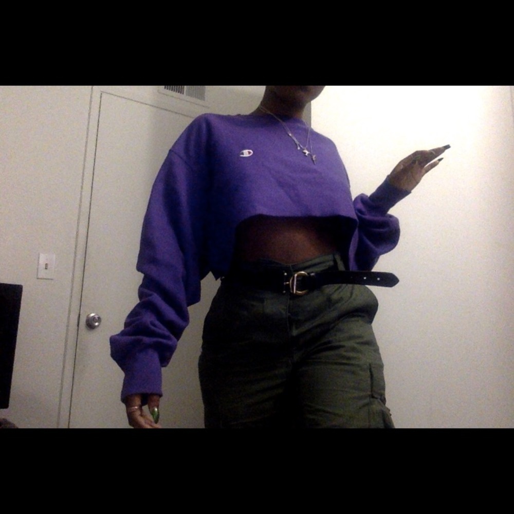 Champion crop sweater purple crewneck L uo